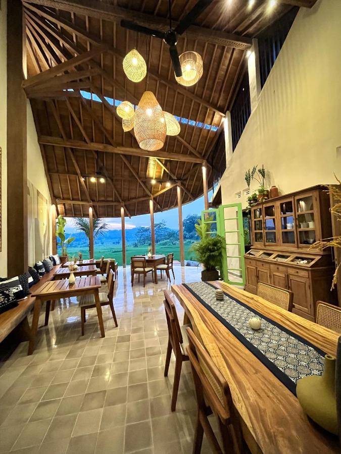 Boutique Villa Jogja Senang Yogyakarta Exterior photo